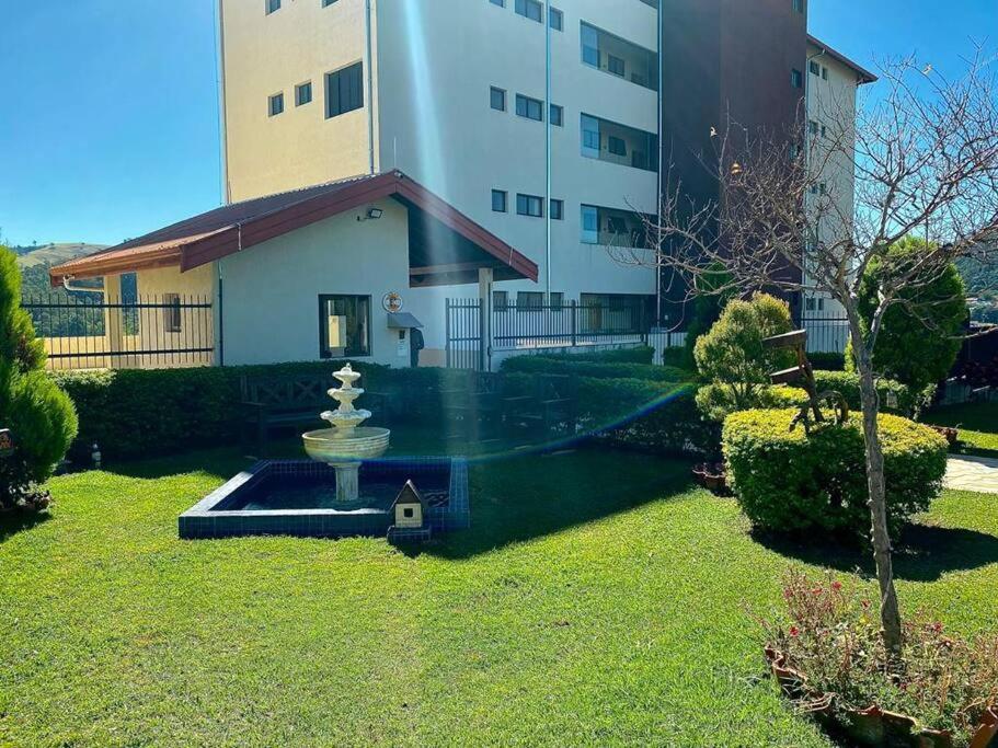 Ferienwohnung Lindo Apartamento Na Montanha! Águas de Lindóia Exterior foto